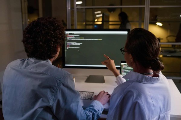 Le recours aux services de dépannage informatique à Montpellier : guide complet