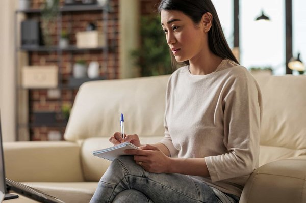 Comment préparer une formation IA en ligne ?